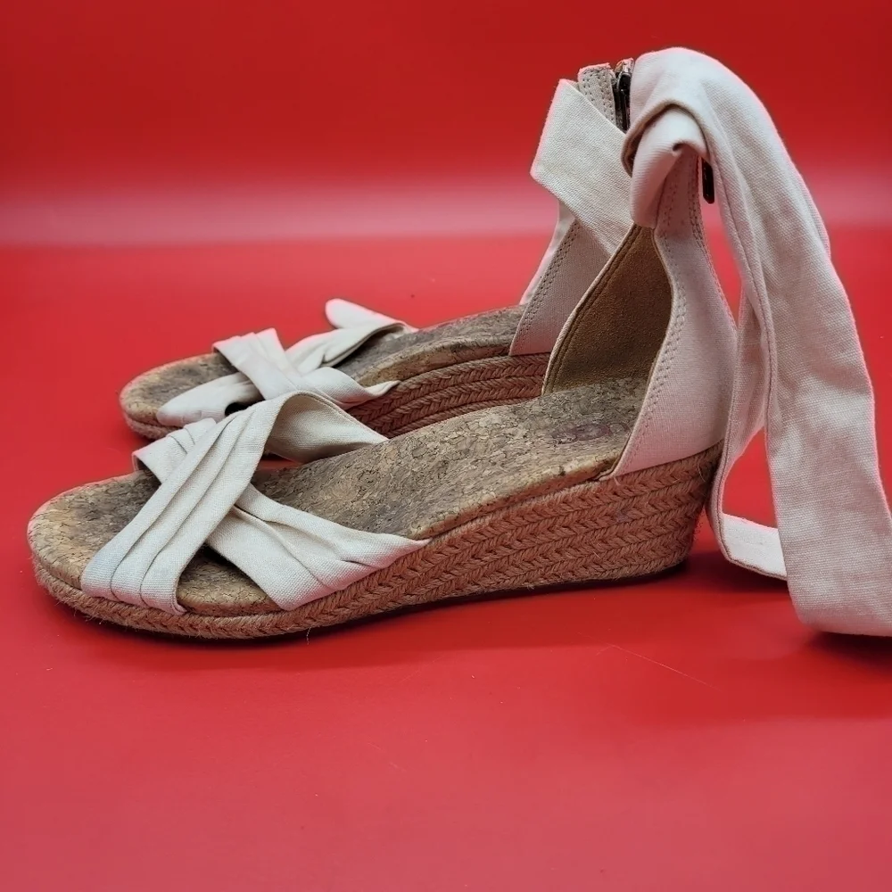 Women's Ugg Traci Espadrille Wedge Tie Up Sandal 6.5